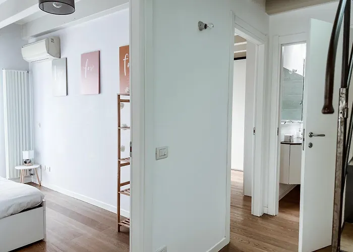 Garden Penthouse - Large & Trendy Flat,