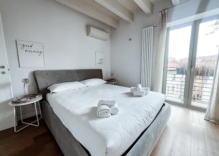 Garden Penthouse - Large & Trendy Flat, * Milano