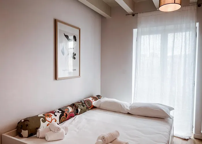 Garden Penthouse - Large & Trendy Flat, * Milaan