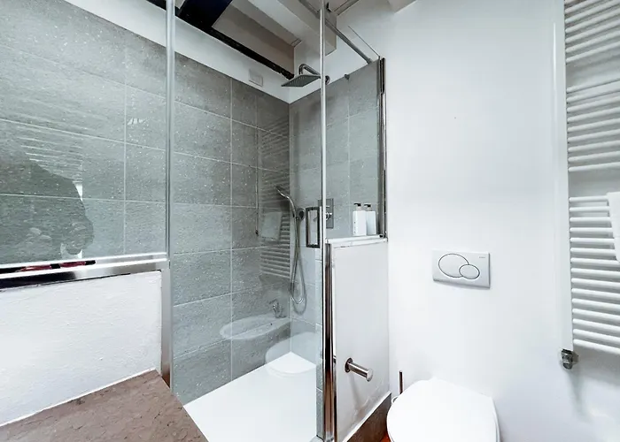 Appartement Garden Penthouse - Large & Trendy Flat, Milaan