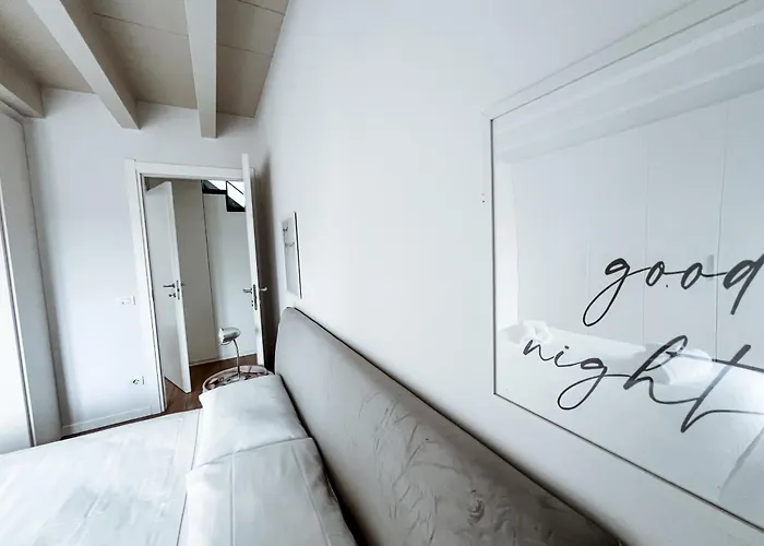 Garden Penthouse - Large & Trendy Flat, Milano