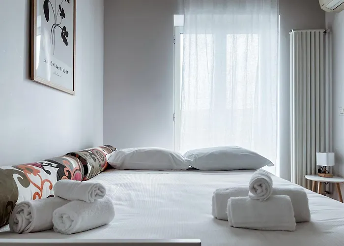Апартаменты Garden Penthouse - Large & Trendy Flat,