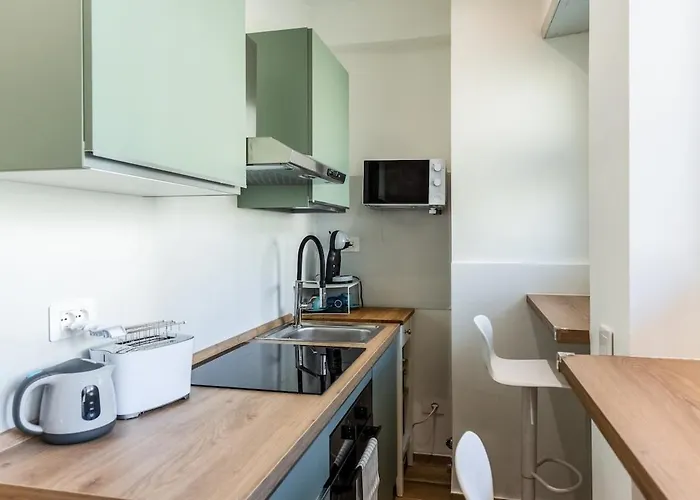 Bright Elegant Flat With Balcony, Portello Apartament Mediolan