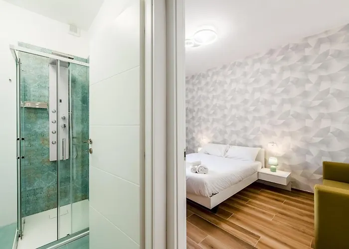 Lejlighed Bright Elegant Flat With Balcony, Portello Milano