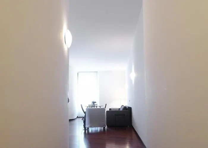 Contempora - Interior 900 3rd Floor - Duomo - Missori *