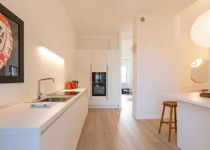 Splendido Quadrilocale Darsena - Mirable Pm