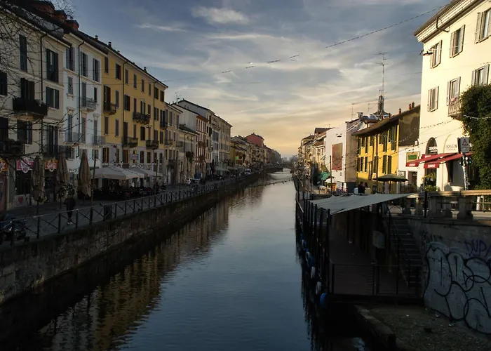 Chich And Modern Mini-loft Navigli * Milão