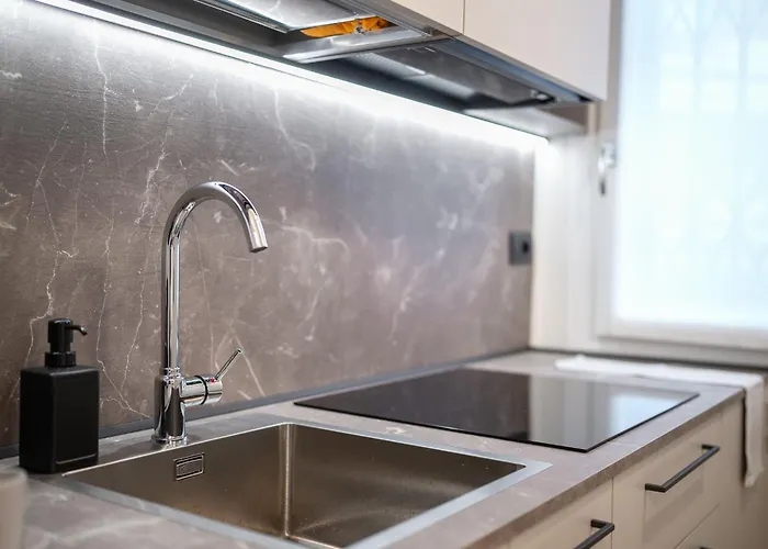 La Casa Di Lou - San Siro E Life A 15 Minuti * Milán