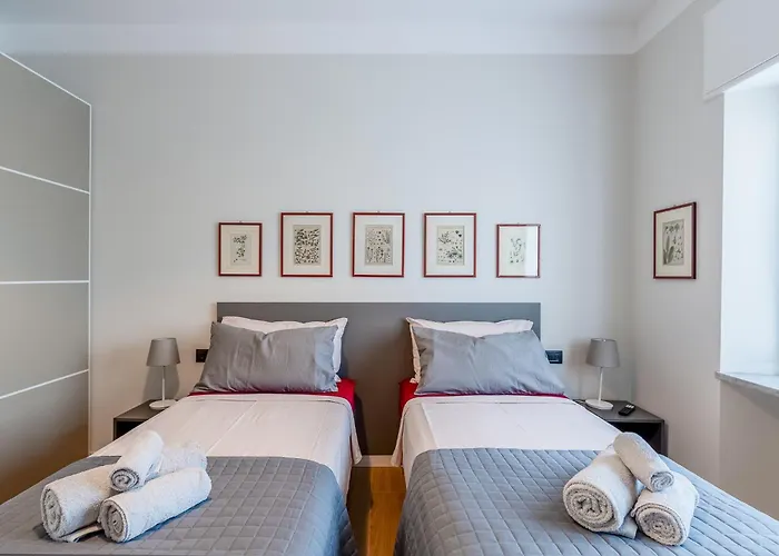 La Casa Di Lou - San Siro E Life A 15 Minuti *