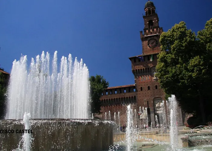 בית נופש Stylish 8-bed Near Duomo Ideal For Groups Families With Terrace Garden Parking