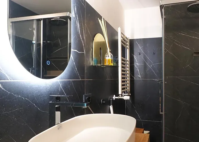 54 - Cozy - Near Metro