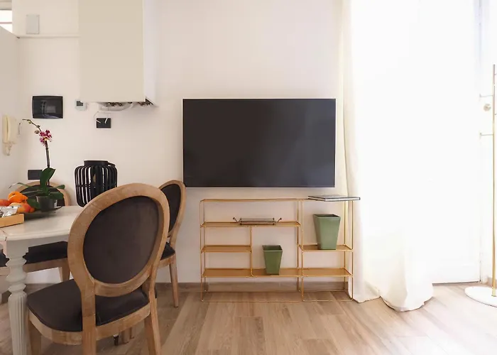 54 - Cozy - Near Metro *