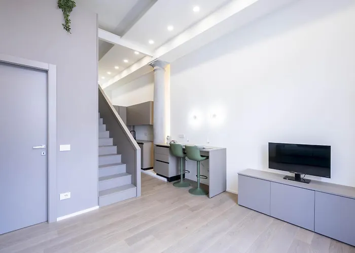 New Loft Porta Romana 아파트 *