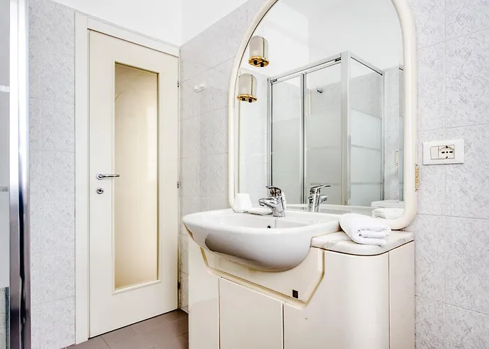 아파트 Cozy - Bande Nere *