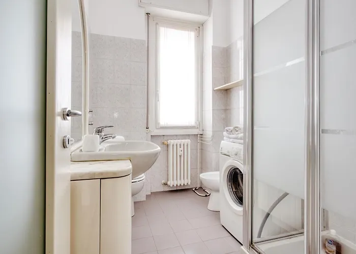 Cozy - Bande Nere * 밀라노