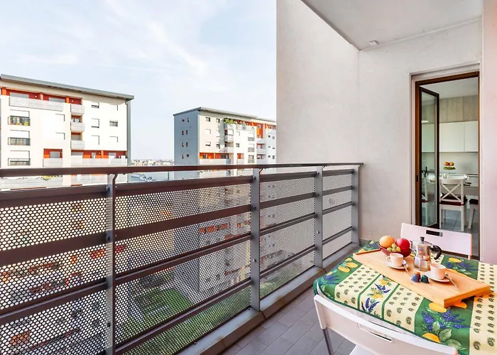 Sarca 11th Floor * Mediolan