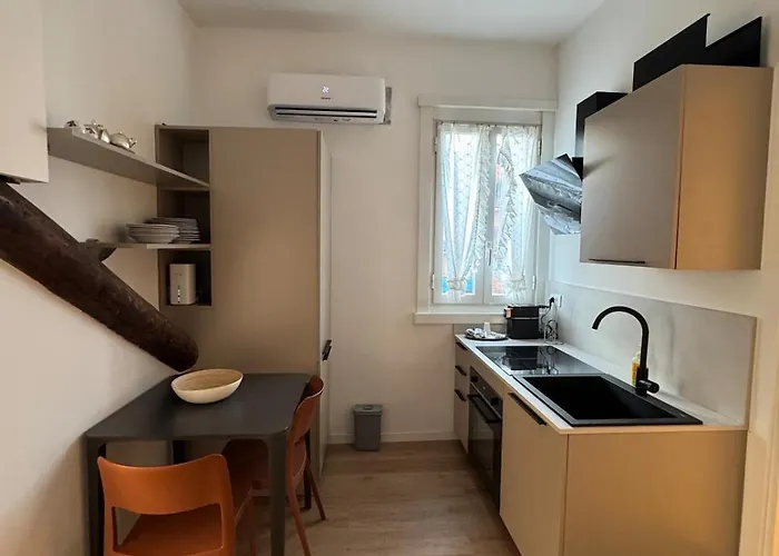 Loft Menabrea 12 アパート *