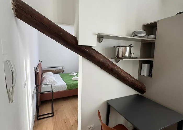 Loft Menabrea 12 アパート ミラノ