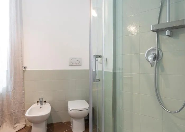 Bazzi, 49 - Bocconi Milán