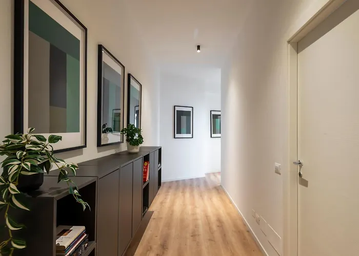 Bazzi, 49 - Bocconi Apartamento *