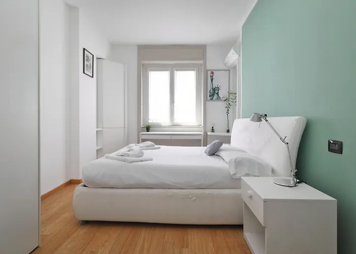 Sunny Hideaway アパート