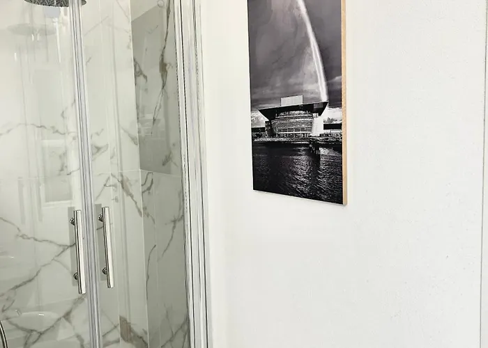 Casa Verga - Exclusive Haven Of Style And Elegance In Moscova Apartmán