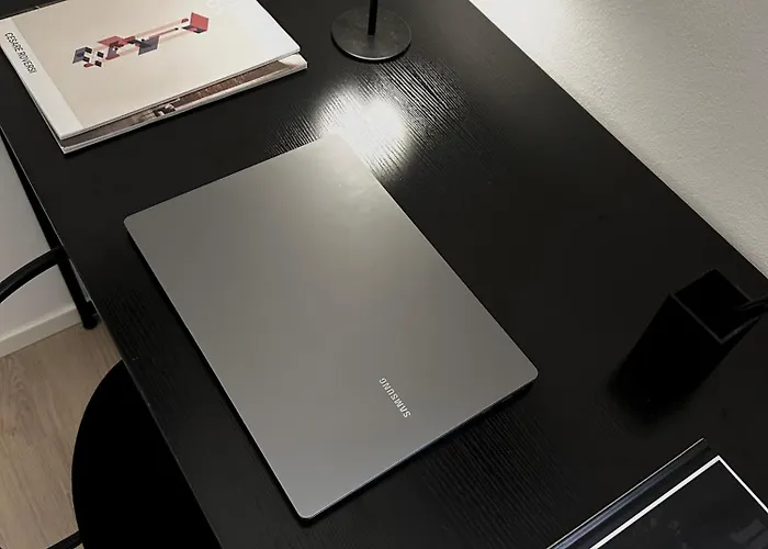 Casa Verga - Exclusive Haven Of Style And Elegance In Moscova Apartment