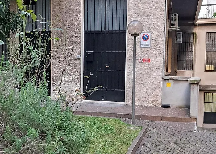 01 Monolocale Ristrutturato A Nuovo 아파트