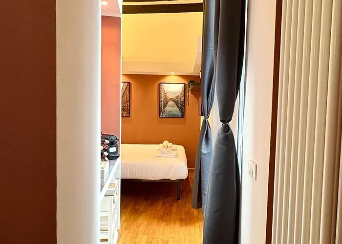 Apartment Historic Center Flat- Duomo 10m-m4 Vetra *