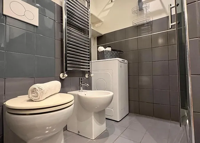 Historic Center Flat- Duomo 10m-m4 Vetra Apartment Milan