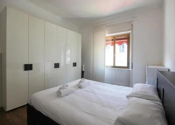 Apartment Elegante E Ampio In Zona Moscova Mailand