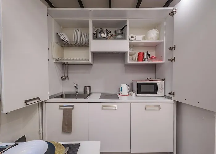 Piccolo Loft Nella Grande דירה *