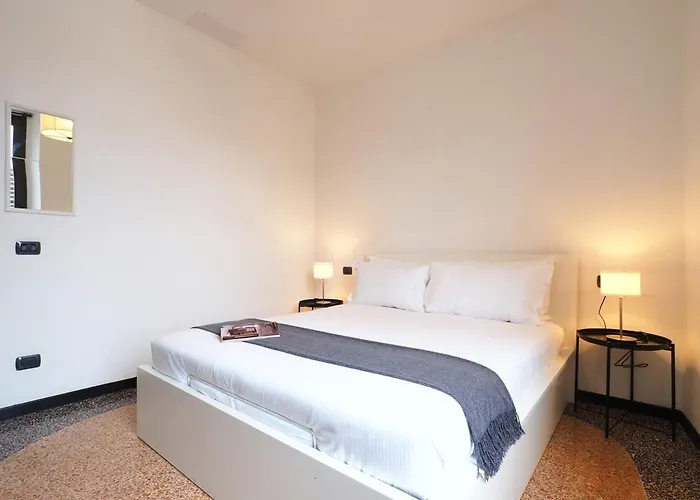 Contempora - Interior 900 - 4th Floor - Duomo - Missori