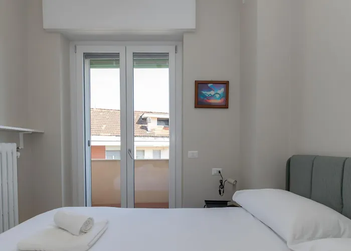 I Host - Coni Zugna 58 ミラノ