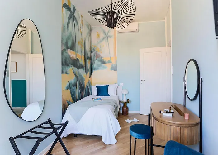 דירה The Rent - Wonderful Multi-bedroom With Terrace In The Area Of Colonne Di San Lorenzo *