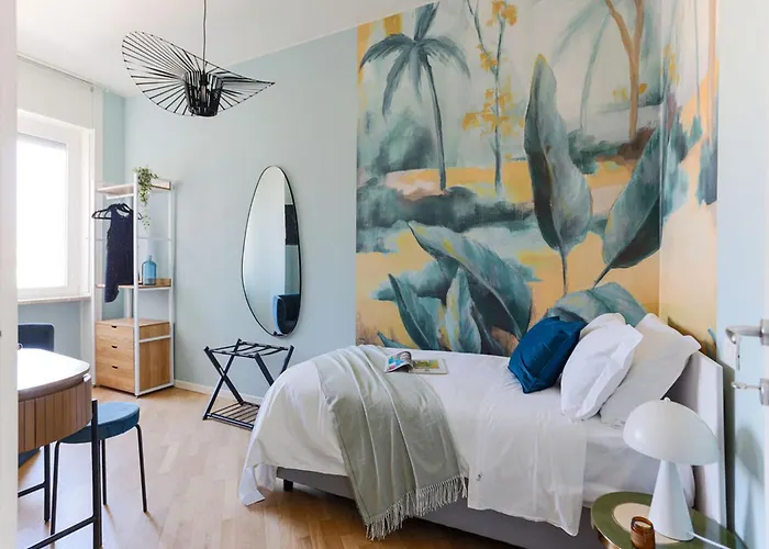 דירה The Rent - Wonderful Multi-bedroom With Terrace In The Area Of Colonne Di San Lorenzo מילאנו