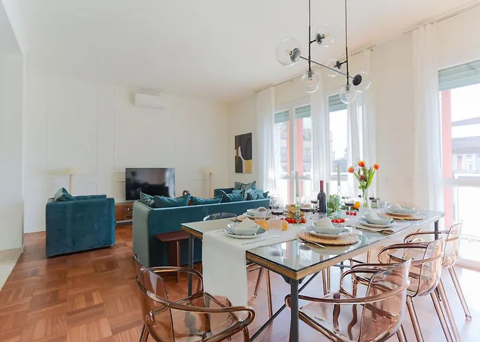 The Rent - Wonderful Multi-bedroom With Terrace In The Area Of Colonne Di San Lorenzo Apartmán