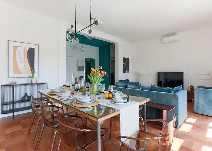 The Rent - Wonderful Multi-bedroom With Terrace In The Area Of Colonne Di San Lorenzo Milán