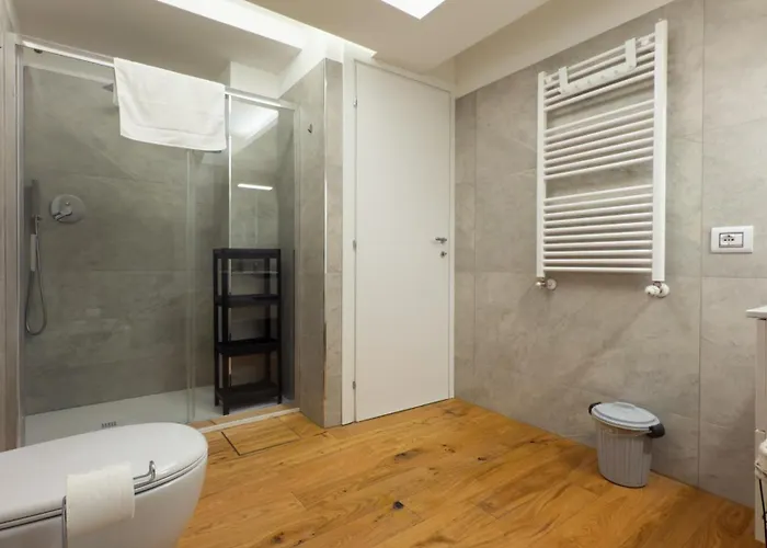 Apartment Modern Flat - Via De Sanctis 61 Metro & Wifi *