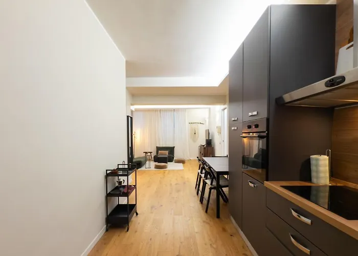 Apartment Modern Flat - Via De Sanctis 61 Metro & Wifi *