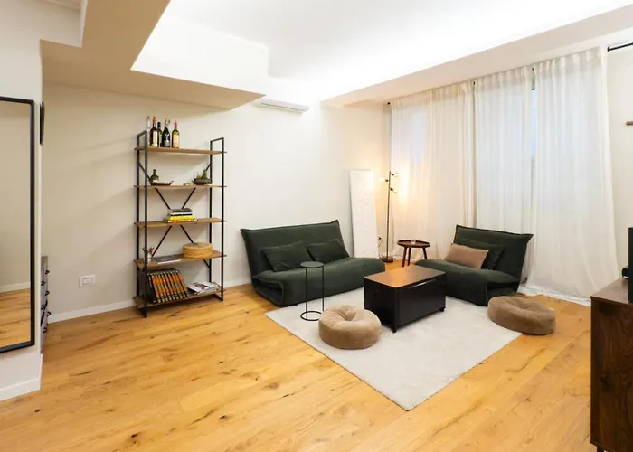 Modern Flat - Via De Sanctis 61 Metro & Wifi شقة ميلان
