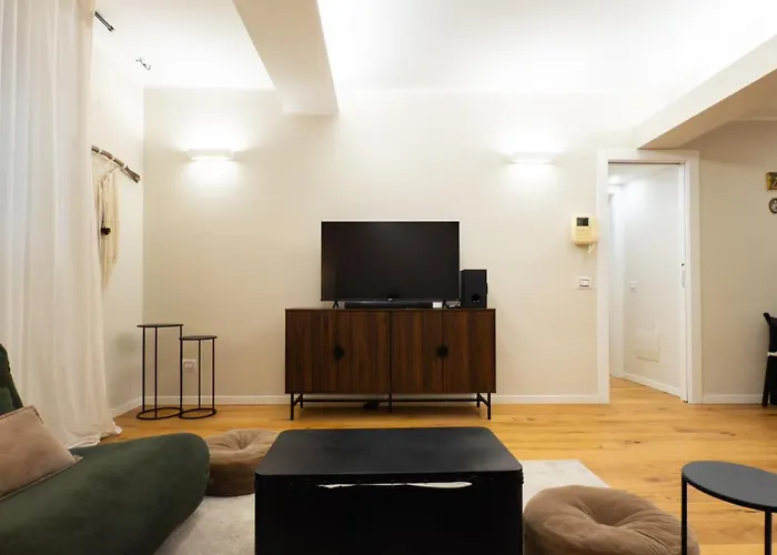 Modern Flat - Via De Sanctis 61 Metro & Wifi Милан