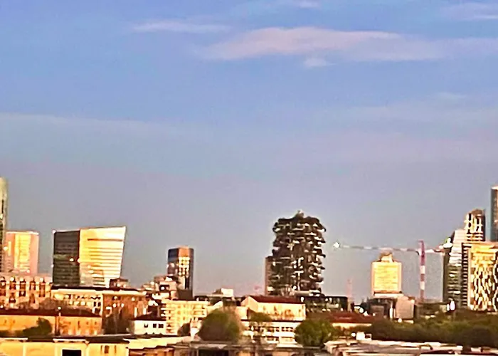 Apartment 7 Min Walk To Lancetti Station - Marilyn House