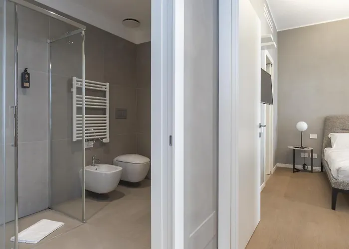 San Babila Duomo View With Shared Rooftop Terrace Appartamento Milano