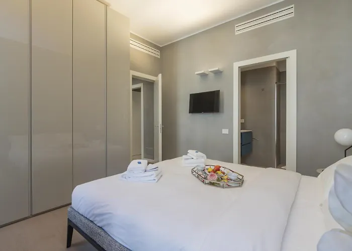 Apartmán San Babila Duomo View With Shared Rooftop Terrace Milán