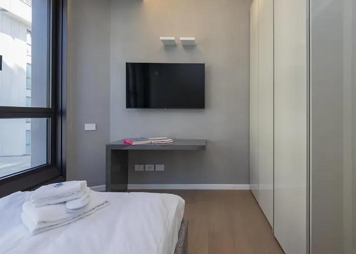 San Babila Duomo View With Shared Rooftop Terrace * Milano