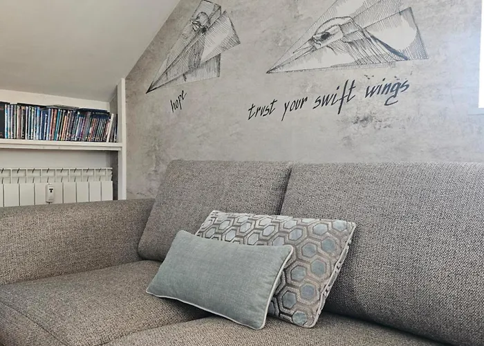 公寓 Mansarda A San Siro *