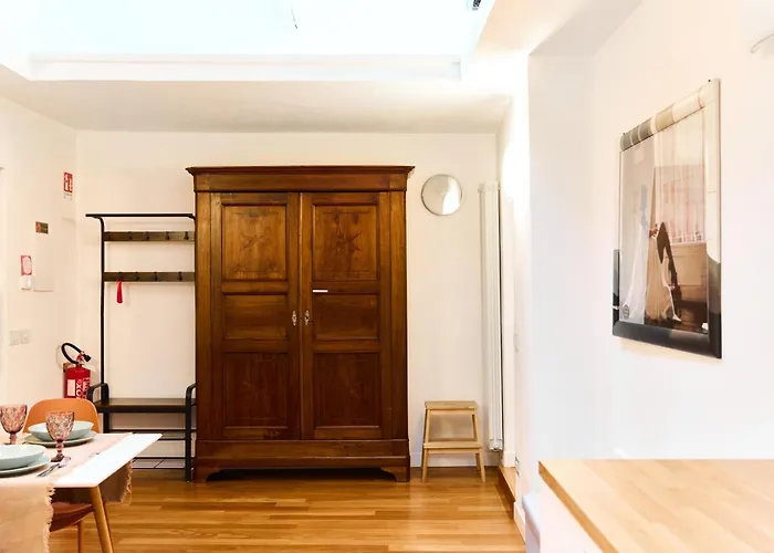 Riverside Loft Navigli - Spacious Two-bedroom * Milano