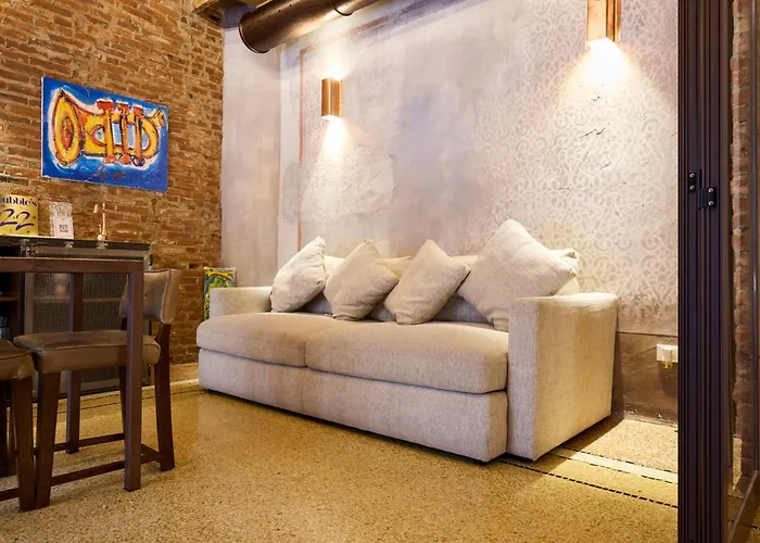 Emme Loft I White Moon - Contemporary Design Loft Milan