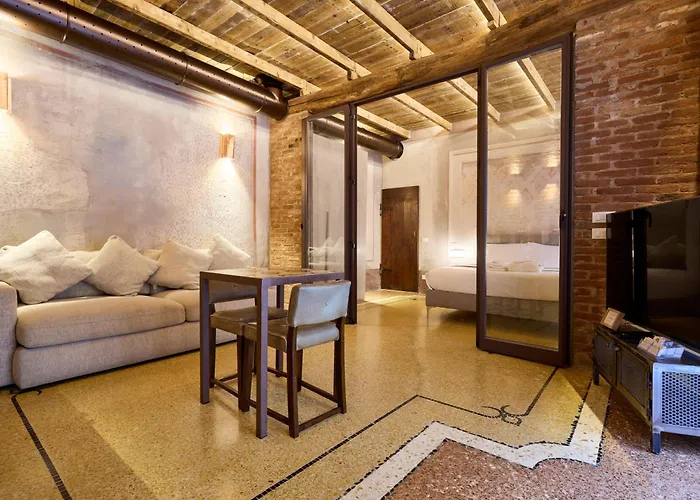 Emme Loft I White Moon - Contemporary Design Loft